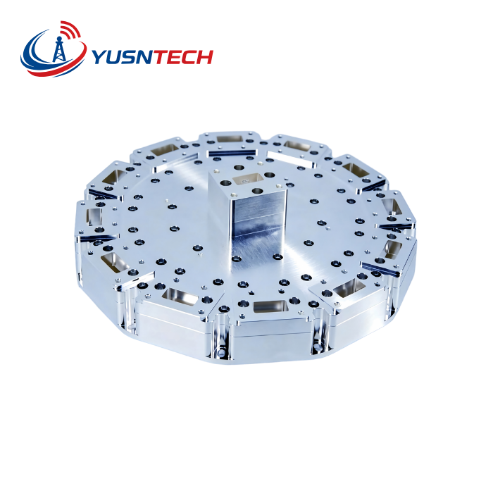 Radial Power Combiners